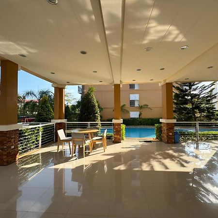 2 Bedroom And Studio Apartments With Private Pool And Gym In Vista Manors Verdant Puerto Princesa Екстериор снимка