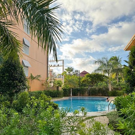 2 Bedroom And Studio Apartments With Private Pool And Gym In Vista Manors Verdant Puerto Princesa Екстериор снимка
