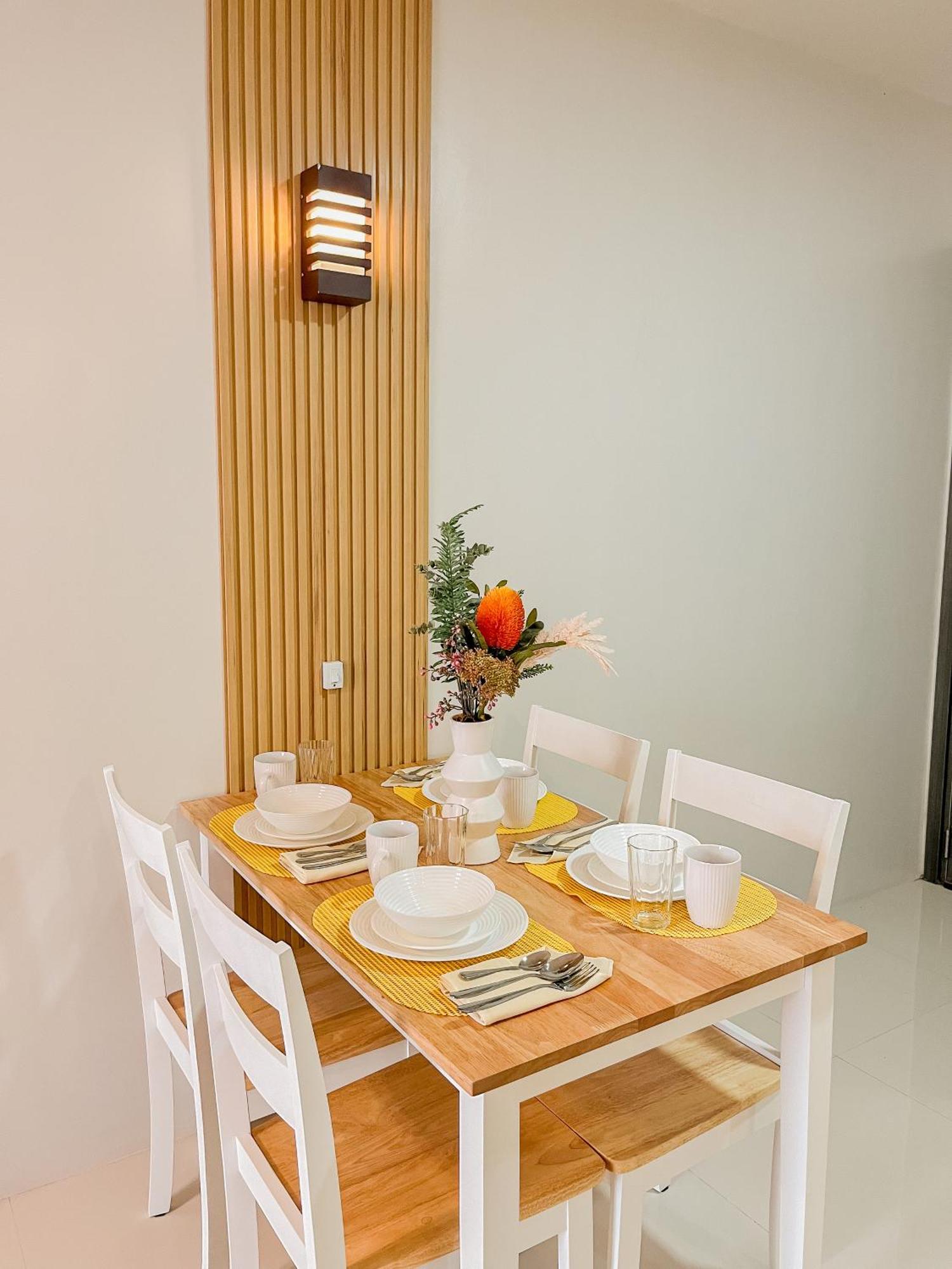 2 Bedroom And Studio Apartments With Private Pool And Gym In Vista Manors Verdant Puerto Princesa Екстериор снимка