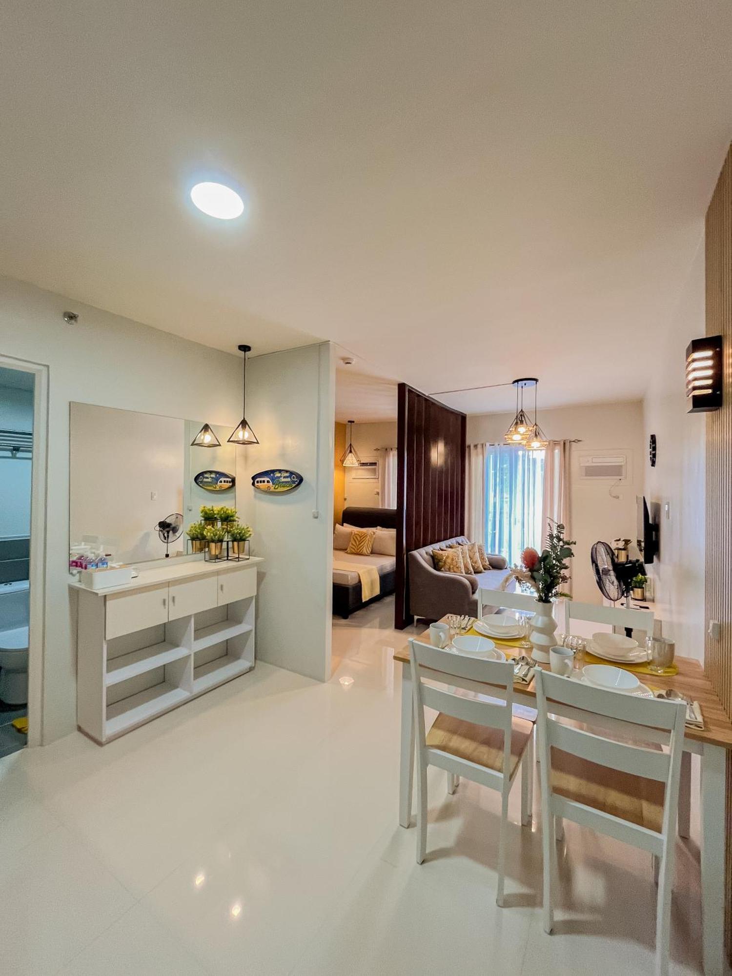 2 Bedroom And Studio Apartments With Private Pool And Gym In Vista Manors Verdant Puerto Princesa Екстериор снимка