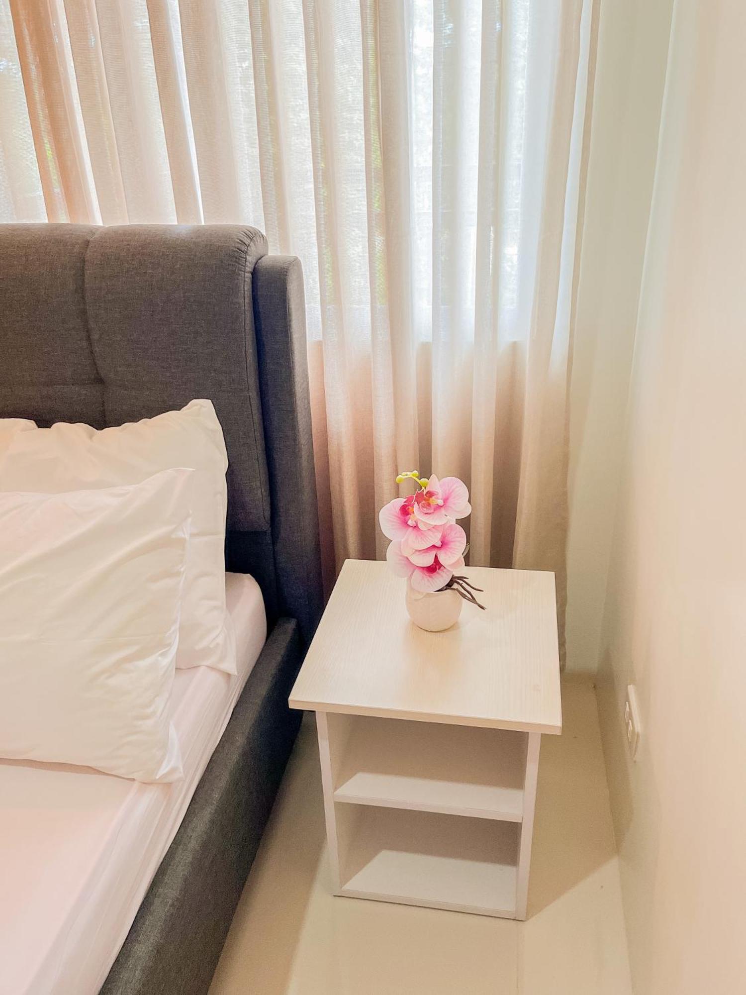 2 Bedroom And Studio Apartments With Private Pool And Gym In Vista Manors Verdant Puerto Princesa Екстериор снимка