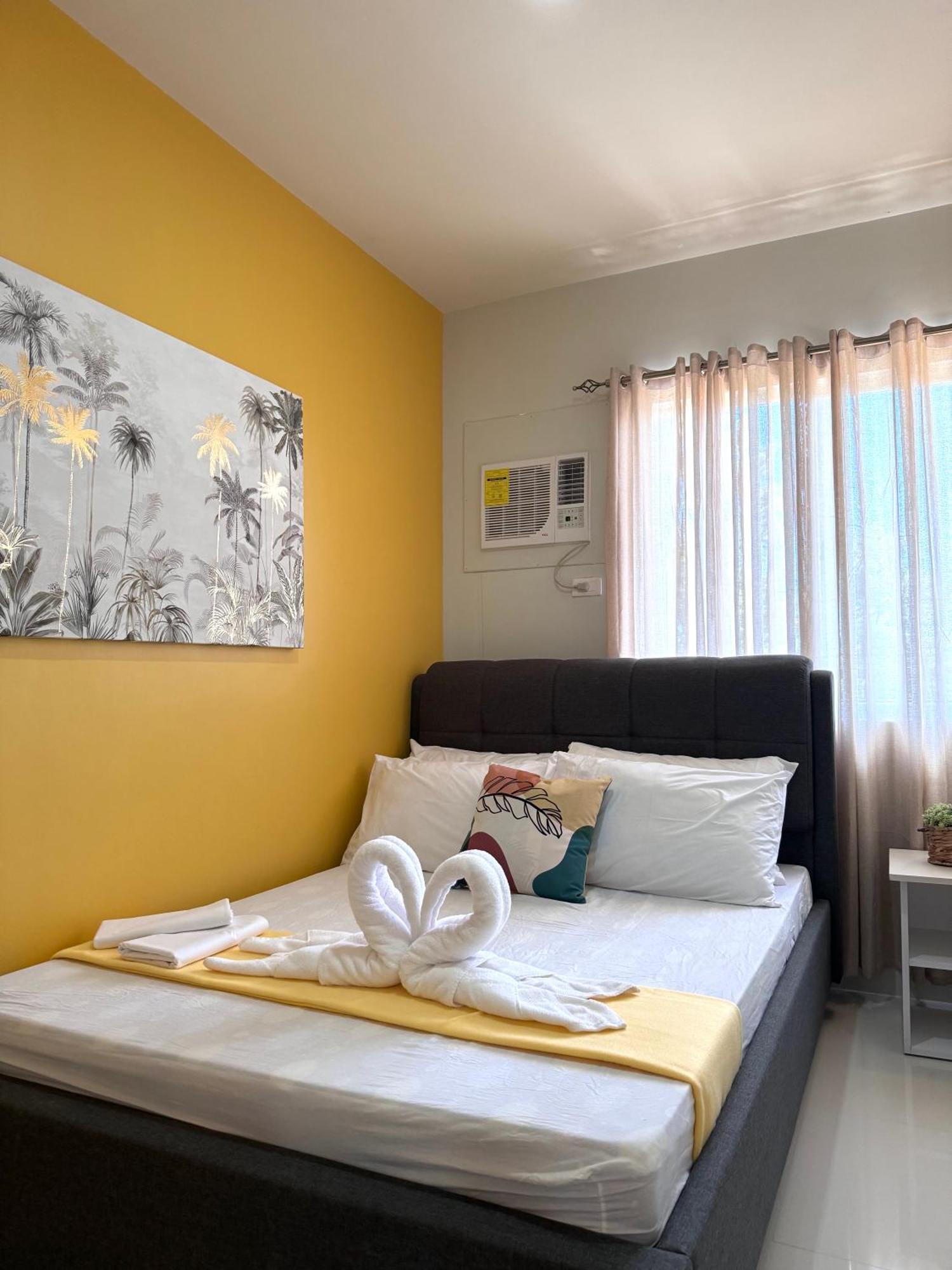 2 Bedroom And Studio Apartments With Private Pool And Gym In Vista Manors Verdant Puerto Princesa Екстериор снимка